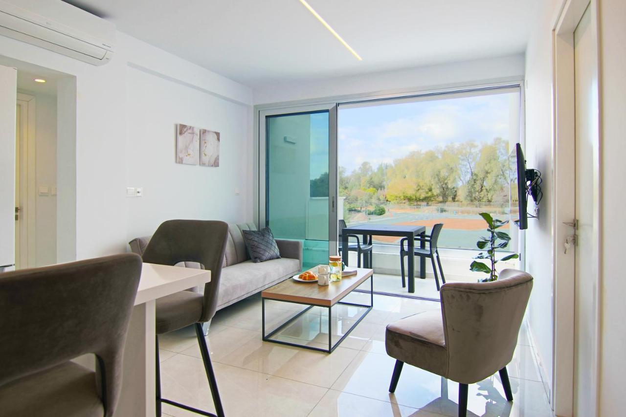 Phaedrus Living - Seaside Executive Flat Harbour 201 Apartment Paphos Exterior foto
