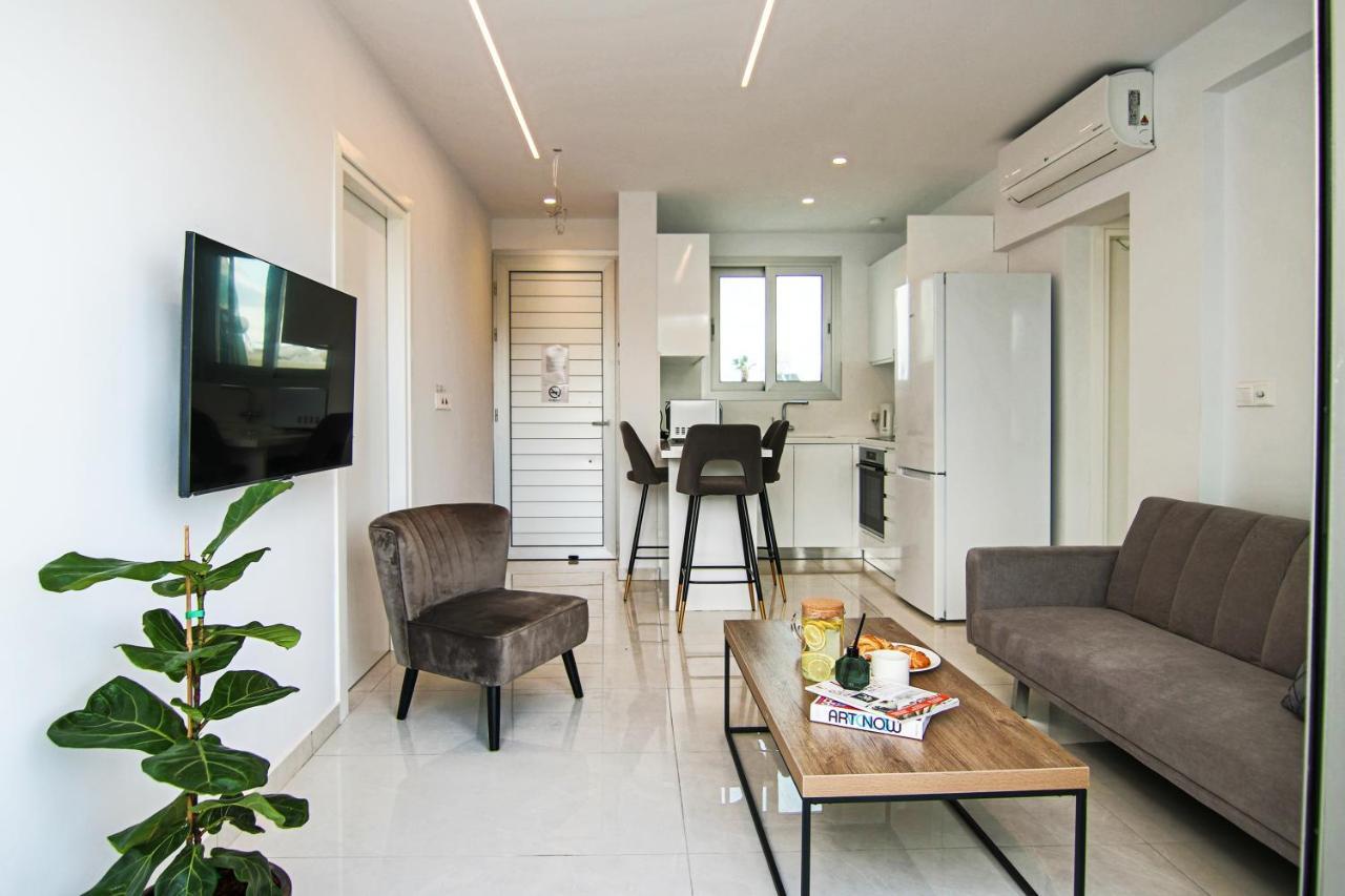Phaedrus Living - Seaside Executive Flat Harbour 201 Apartment Paphos Exterior foto