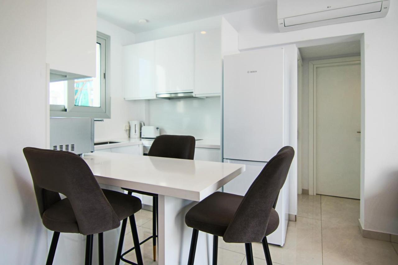 Phaedrus Living - Seaside Executive Flat Harbour 201 Apartment Paphos Exterior foto